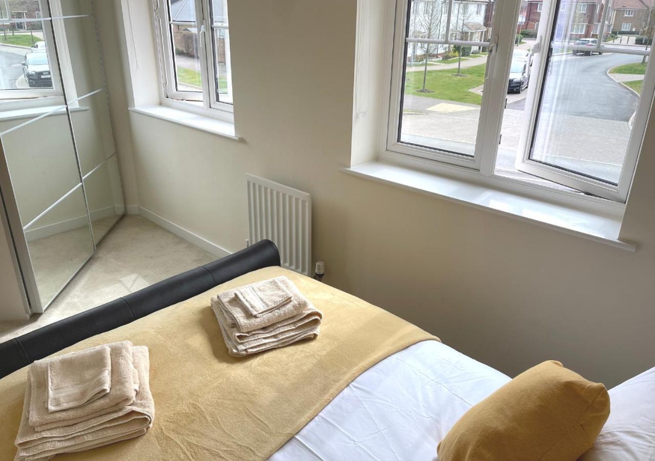 Ashford Holiday Home Sleeps 6 Free Parking Wifi Willesborough Ngoại thất bức ảnh